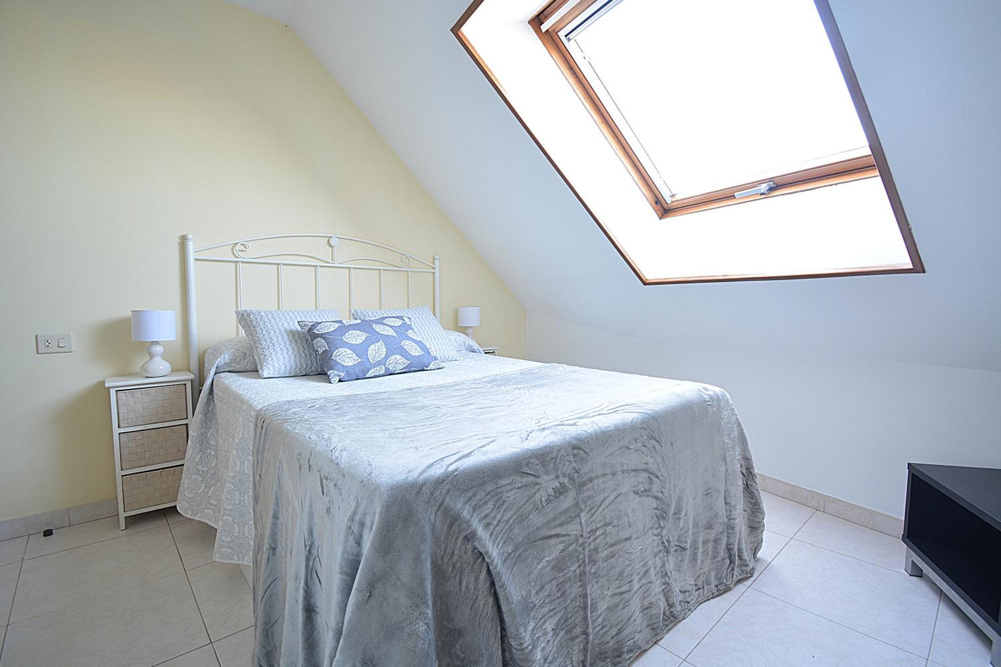 Apartamento Con Terraza Frente Al Mar En オ・グローベ エクステリア 写真